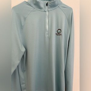 Men’s XL under Armour, Quarter zip Buffalo Ridge golf course.